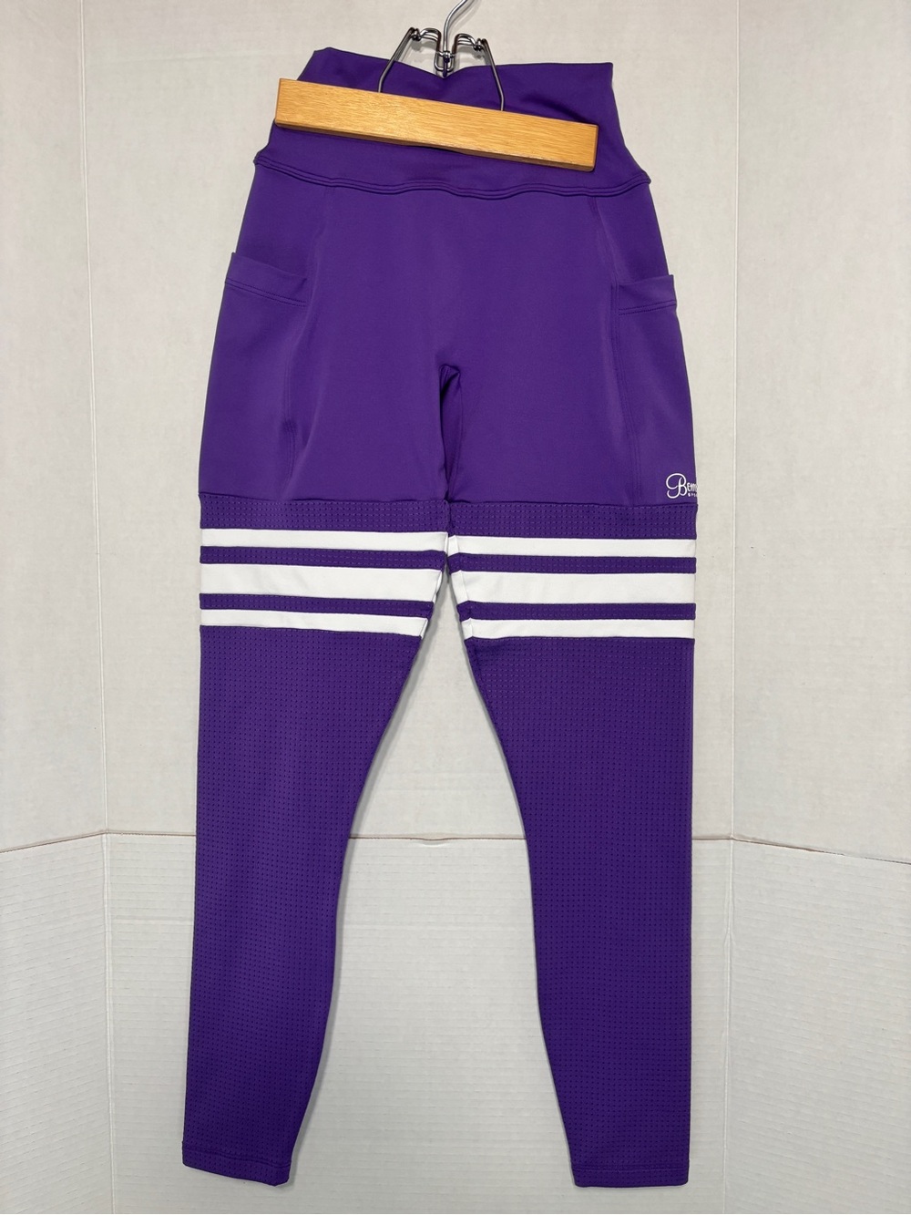 BOMBSHELL SPORTSWEAR PERFORM POCKET THIGH HIGH RISE LEGGING ROYAL PURPLE